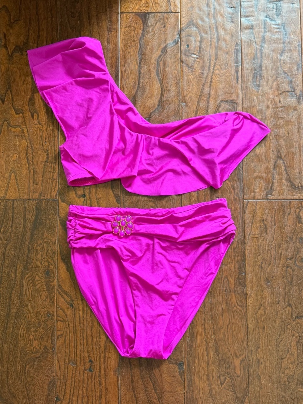 Trina Turk Atlas One-Shoulder Ruffle Bikini Top Size 8, Bikini size 6 - Picture 10 of 10